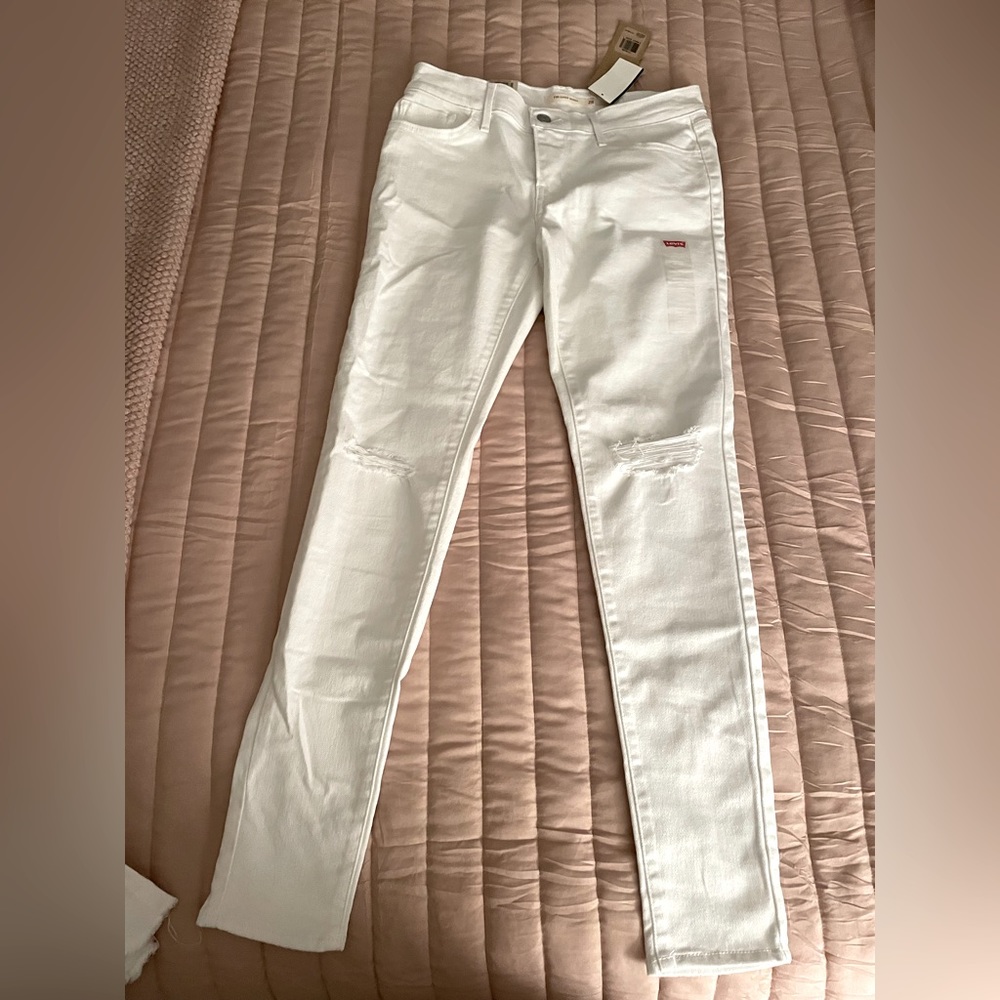 Levi’s 710 Super Skinny Distressed white jeans